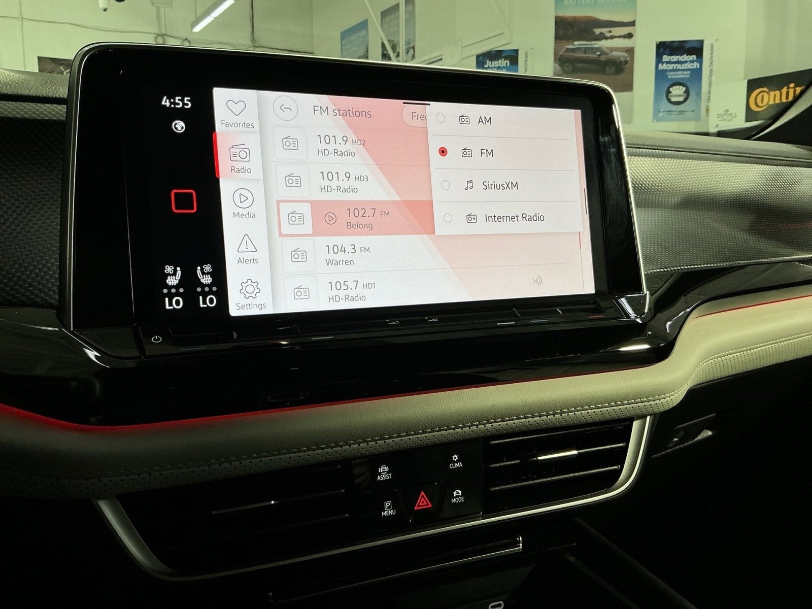 2025 Volkswagen Atlas Cross Sport 2.0T SEL Premium R-Line