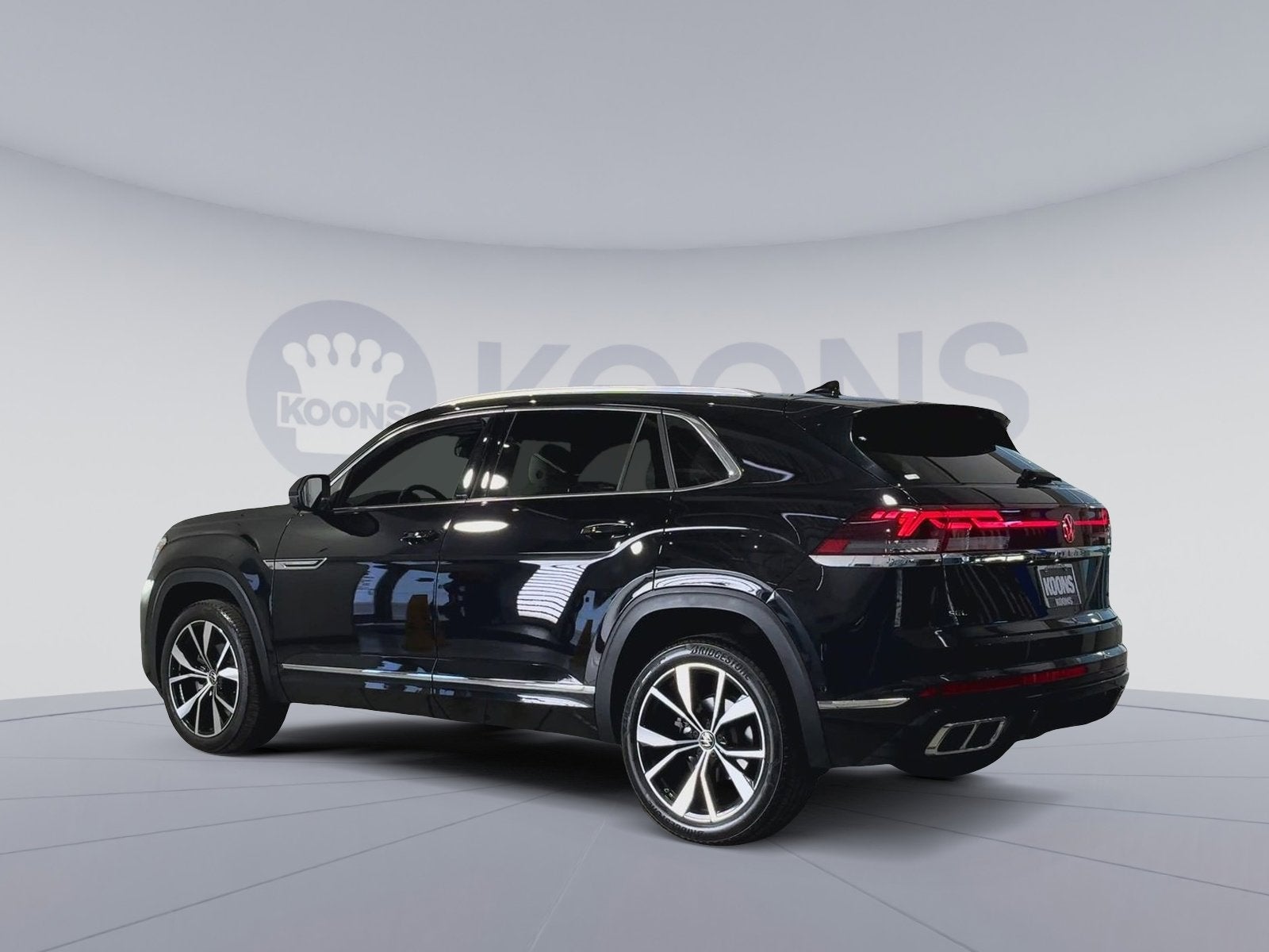 2024 Volkswagen Atlas Cross Sport 2.0T SEL Premium R-Line