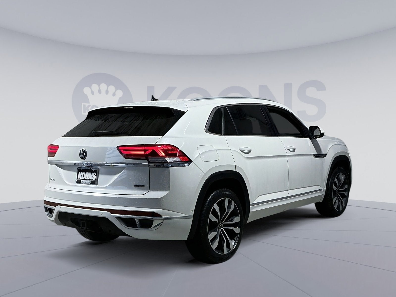 2022 Volkswagen Atlas Cross Sport 3.6L V6 SEL Premium R-Line