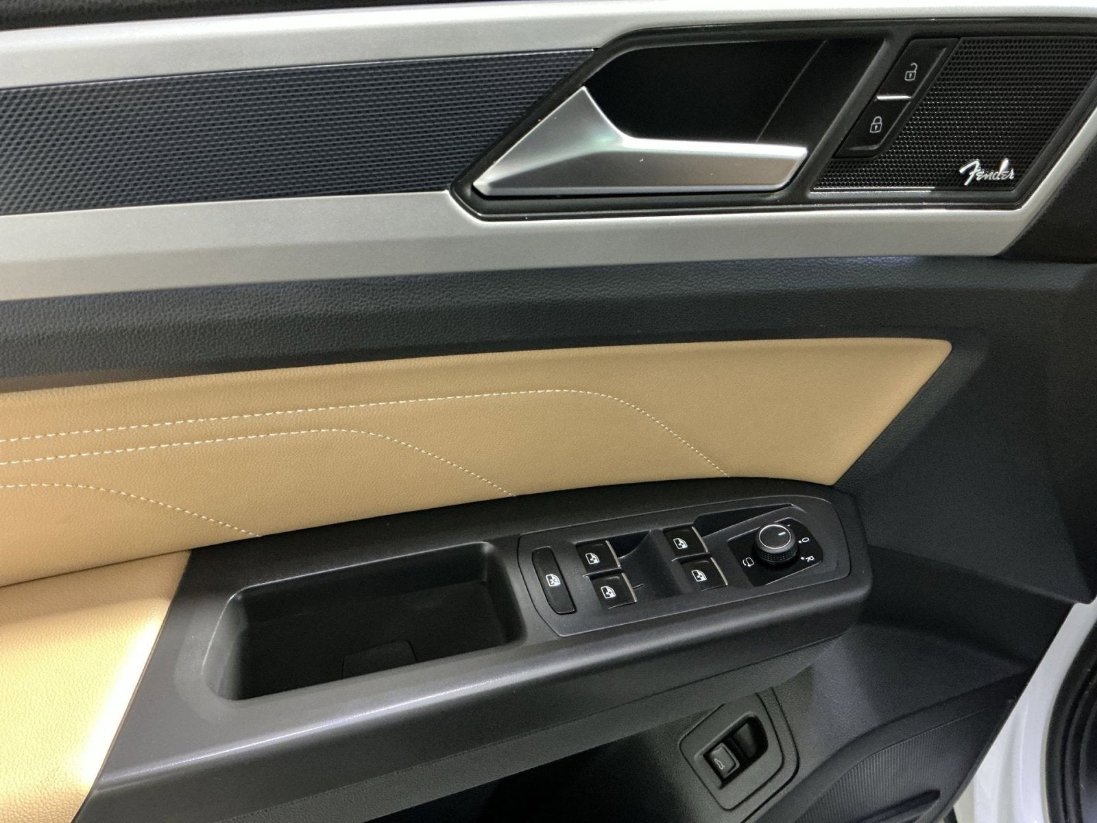 2022 Volkswagen Atlas Cross Sport 3.6L V6 SEL Premium R-Line