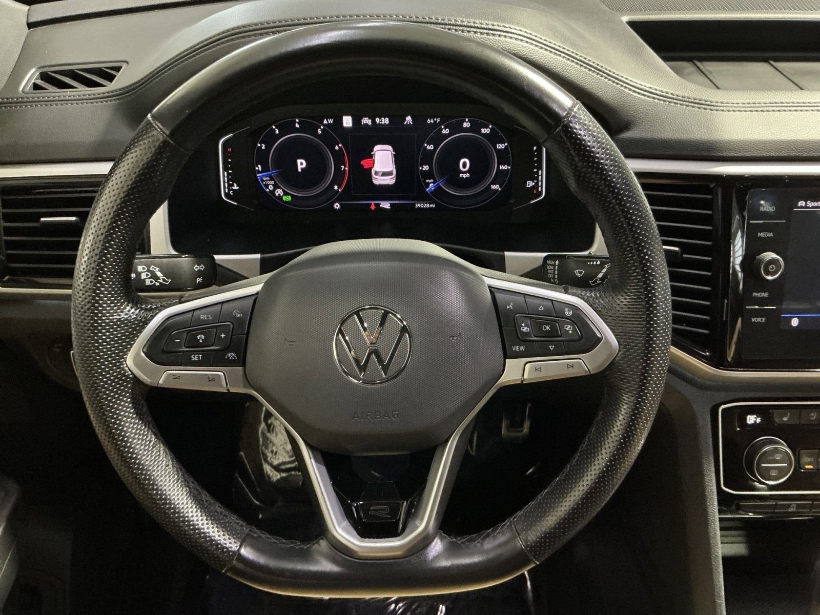 2022 Volkswagen Atlas Cross Sport 3.6L V6 SEL Premium R-Line