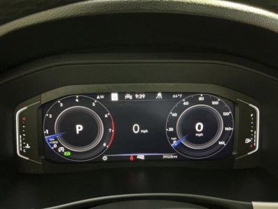2022 Volkswagen Atlas Cross Sport 3.6L V6 SEL Premium R-Line