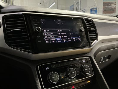 2022 Volkswagen Atlas Cross Sport 3.6L V6 SEL Premium R-Line