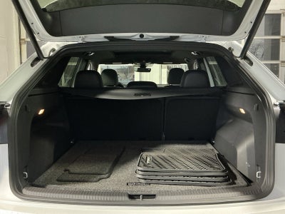 2022 Volkswagen Atlas Cross Sport 3.6L V6 SEL Premium R-Line