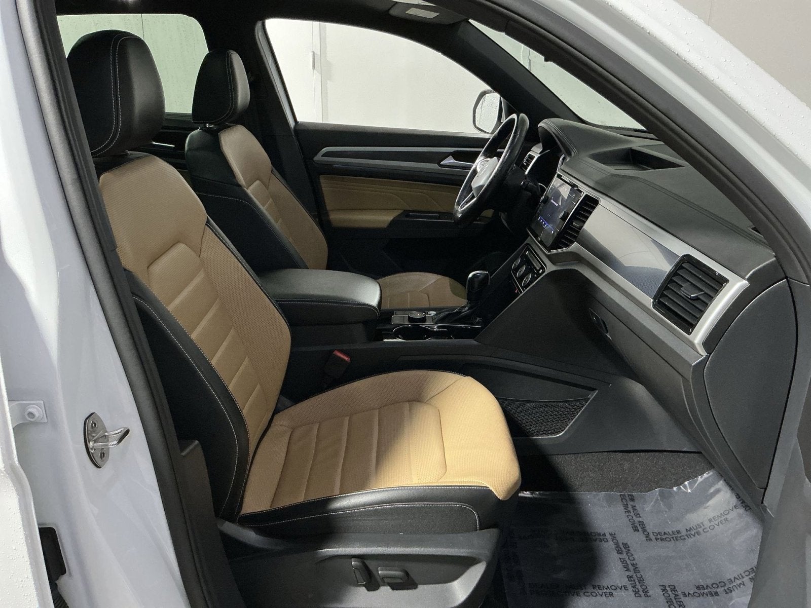 2022 Volkswagen Atlas Cross Sport 3.6L V6 SEL Premium R-Line