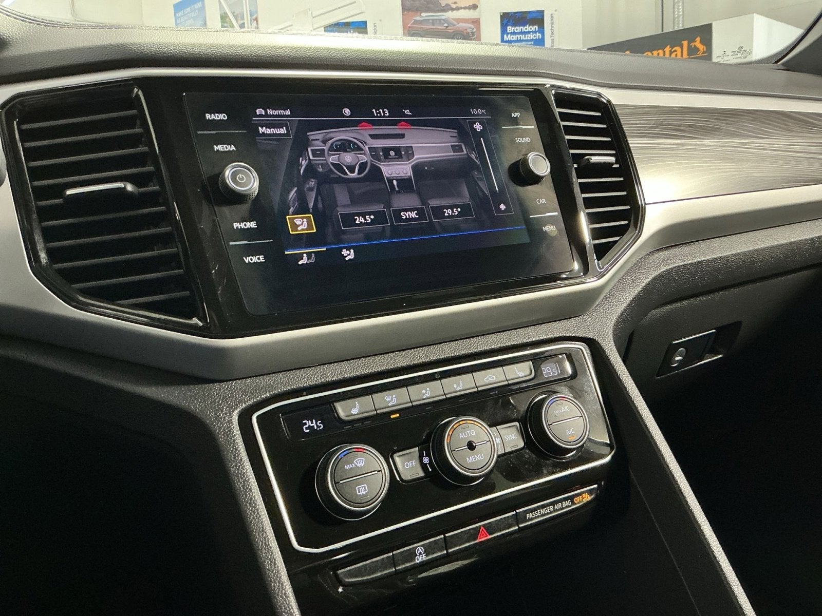 2022 Volkswagen Atlas Cross Sport 3.6L V6 SE w/Technology