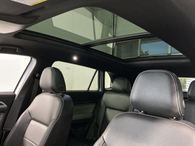 2023 Volkswagen Atlas Cross Sport 2.0T SEL R-Line Black
