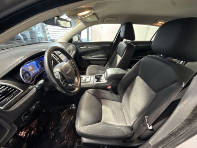 2019 Chrysler 300 Touring