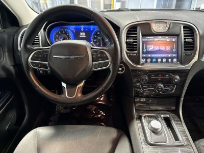 2019 Chrysler 300 Touring