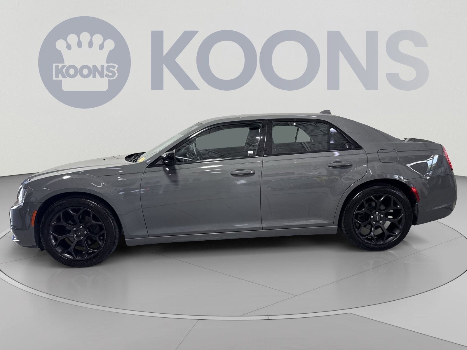 2019 Chrysler 300 Touring
