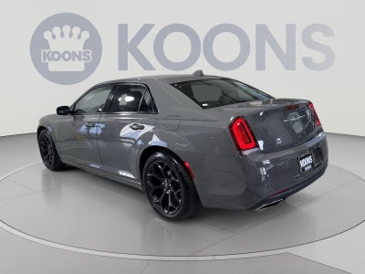 2019 Chrysler 300 Touring