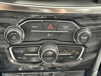 2019 Chrysler 300 Touring