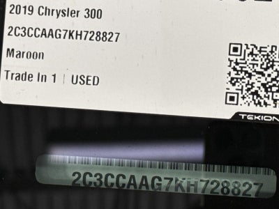 2019 Chrysler 300 Touring