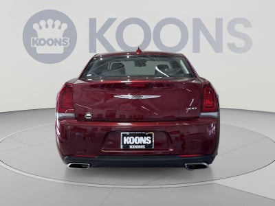 2019 Chrysler 300 Touring