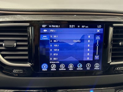 2017 Chrysler Pacifica Touring-L Plus