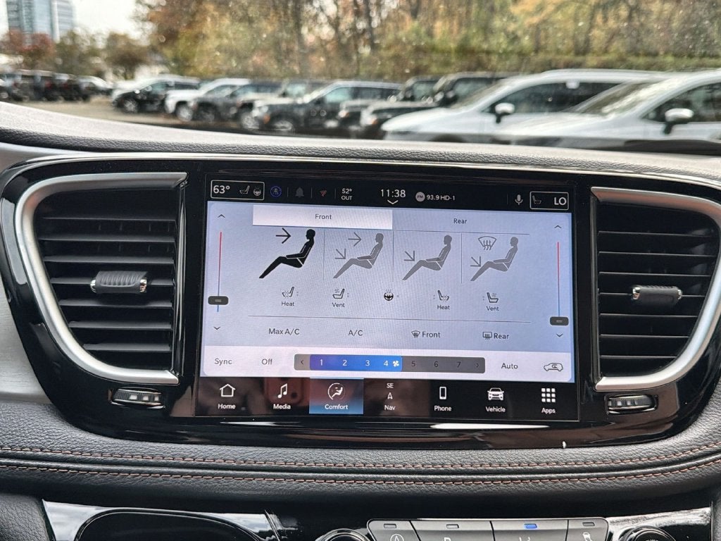 2026 Chrysler Pacifica Pinnacle