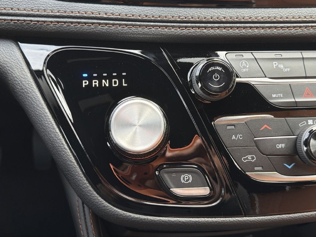 2026 Chrysler Pacifica Pinnacle