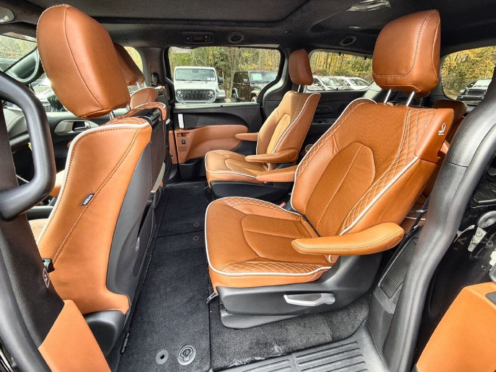 2026 Chrysler Pacifica Pinnacle