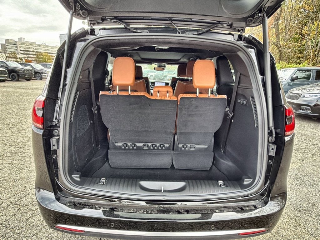 2026 Chrysler Pacifica Pinnacle