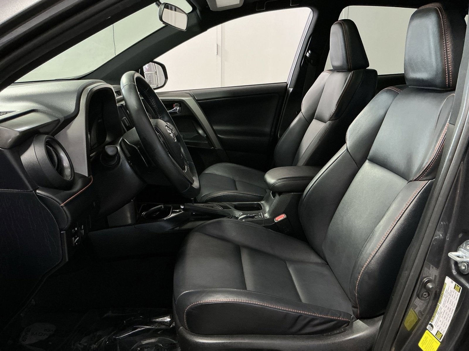 2016 Toyota RAV4 SE