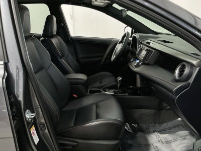2016 Toyota RAV4 SE