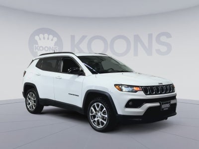2022 Jeep Compass Latitude Lux