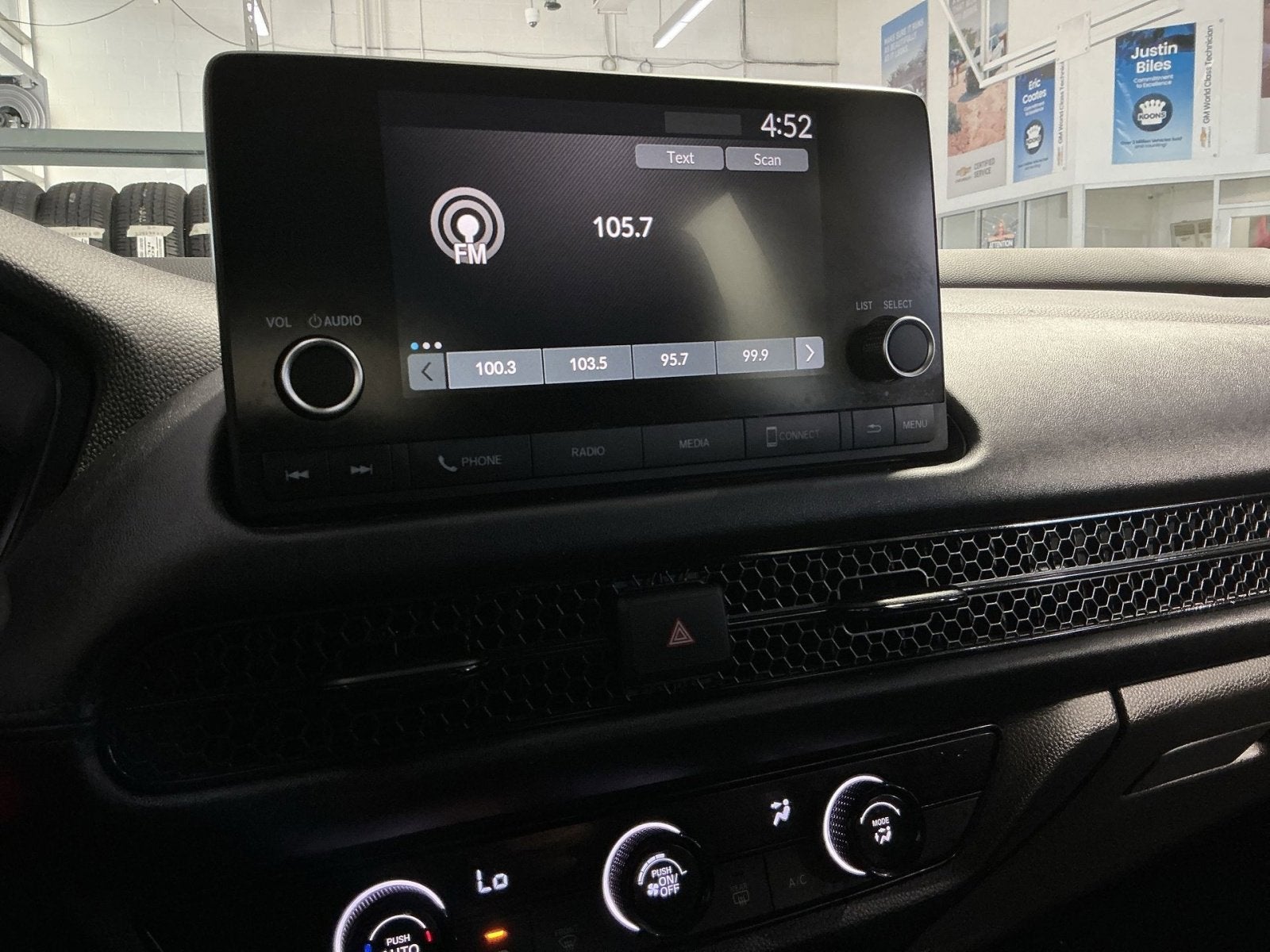 2023 Honda HR-V LX