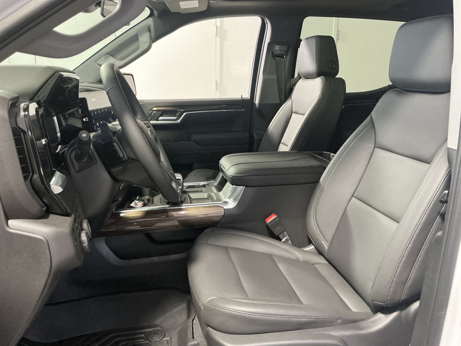 2026 Chevrolet Silverado 1500 LT Trail Boss - Photo 11