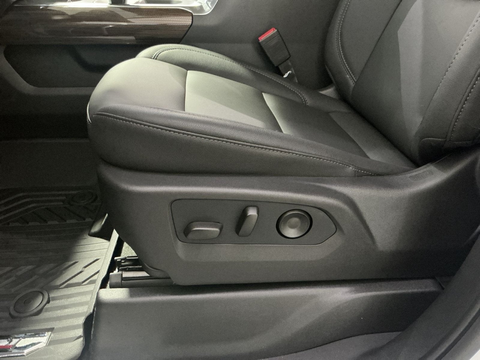 2026 Chevrolet Silverado 1500 LT Trail Boss - Photo 12
