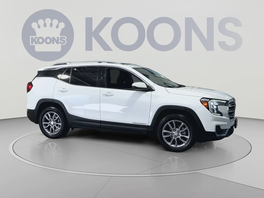 2023 GMC Terrain SLT