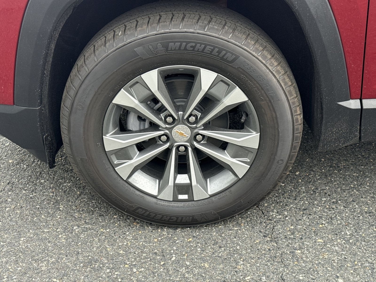 2027 Chevrolet Equinox LT - Photo 10
