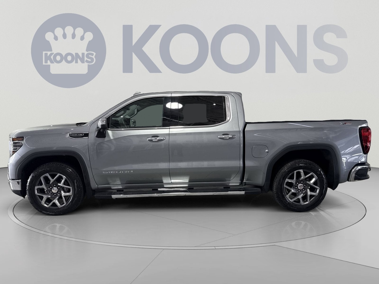 2024 GMC Sierra 1500 SLT
