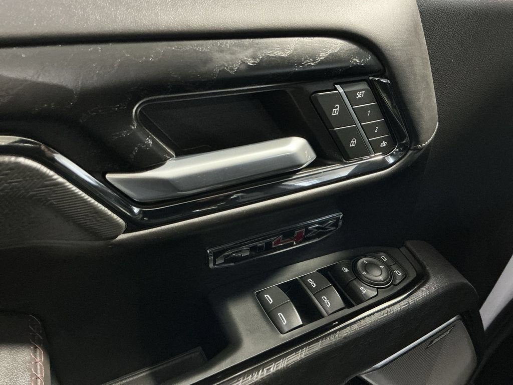 2024 GMC Sierra 1500 AT4X