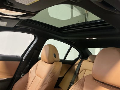 2024 BMW 3 Series 330i xDrive
