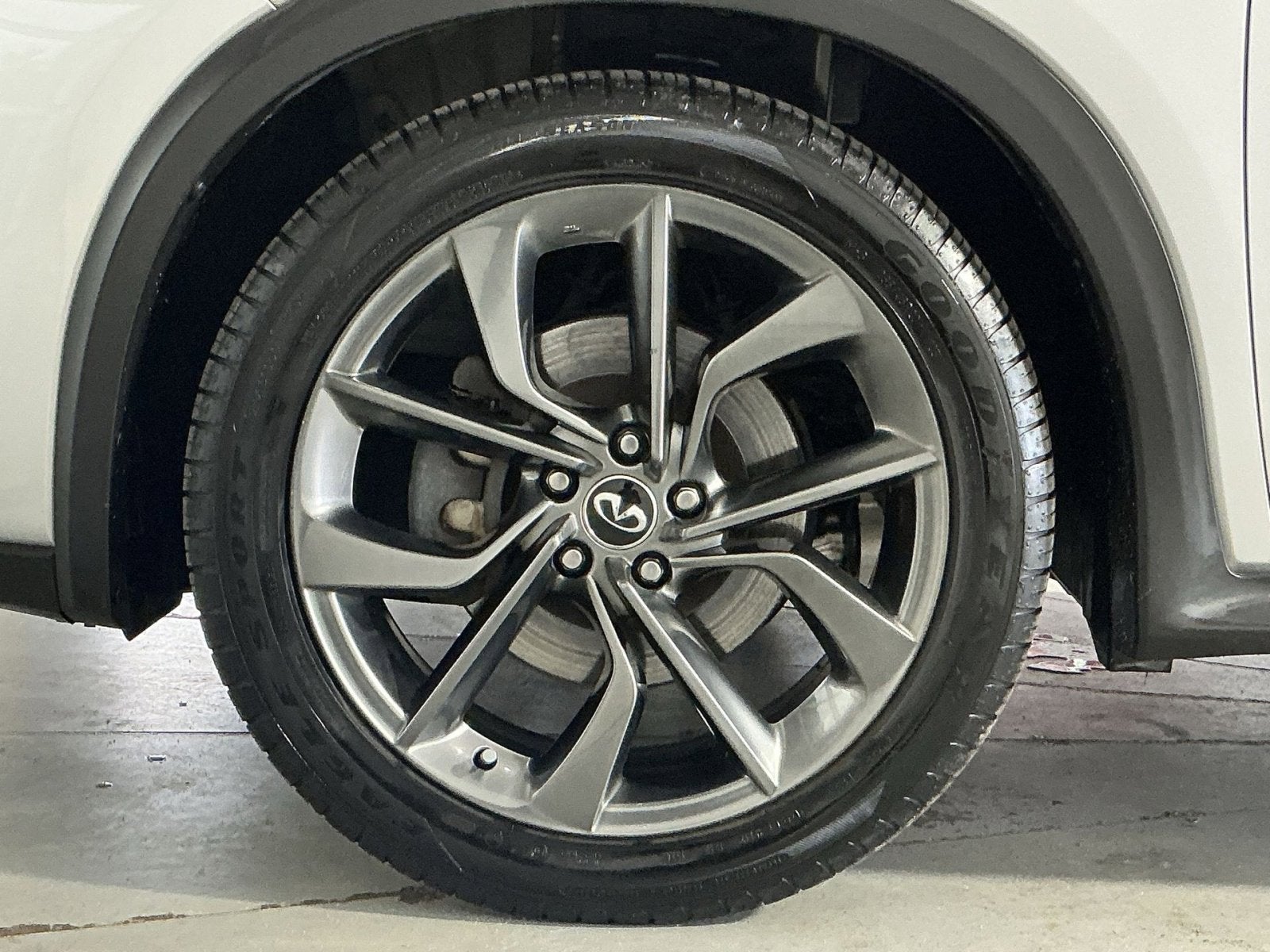 2019 INFINITI QX50 ESSENTIAL