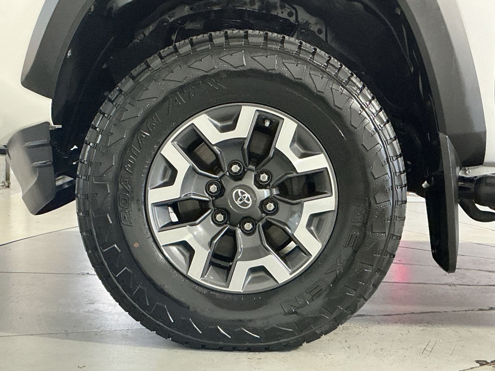2020 Toyota Tacoma 4WD SR5