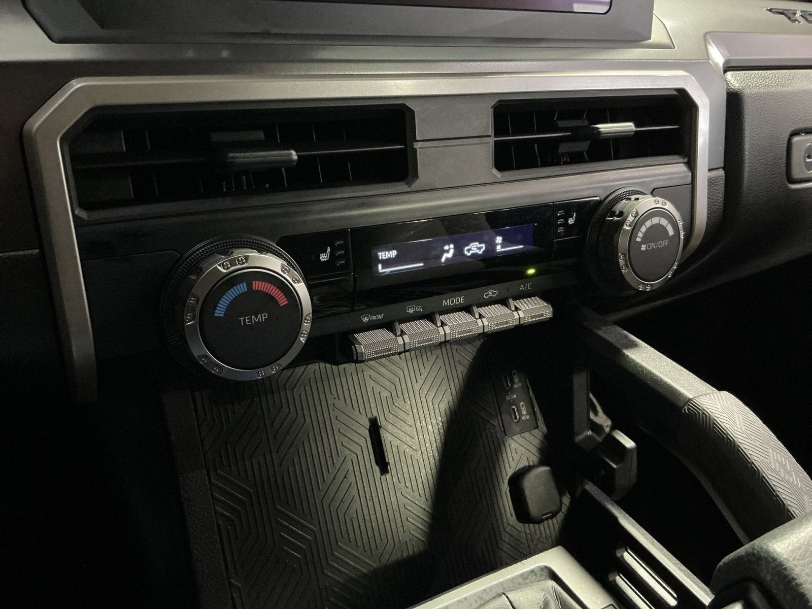 2025 Toyota Tacoma 4WD SR