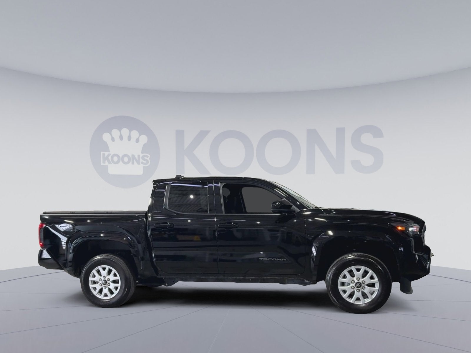 2025 Toyota Tacoma 4WD SR
