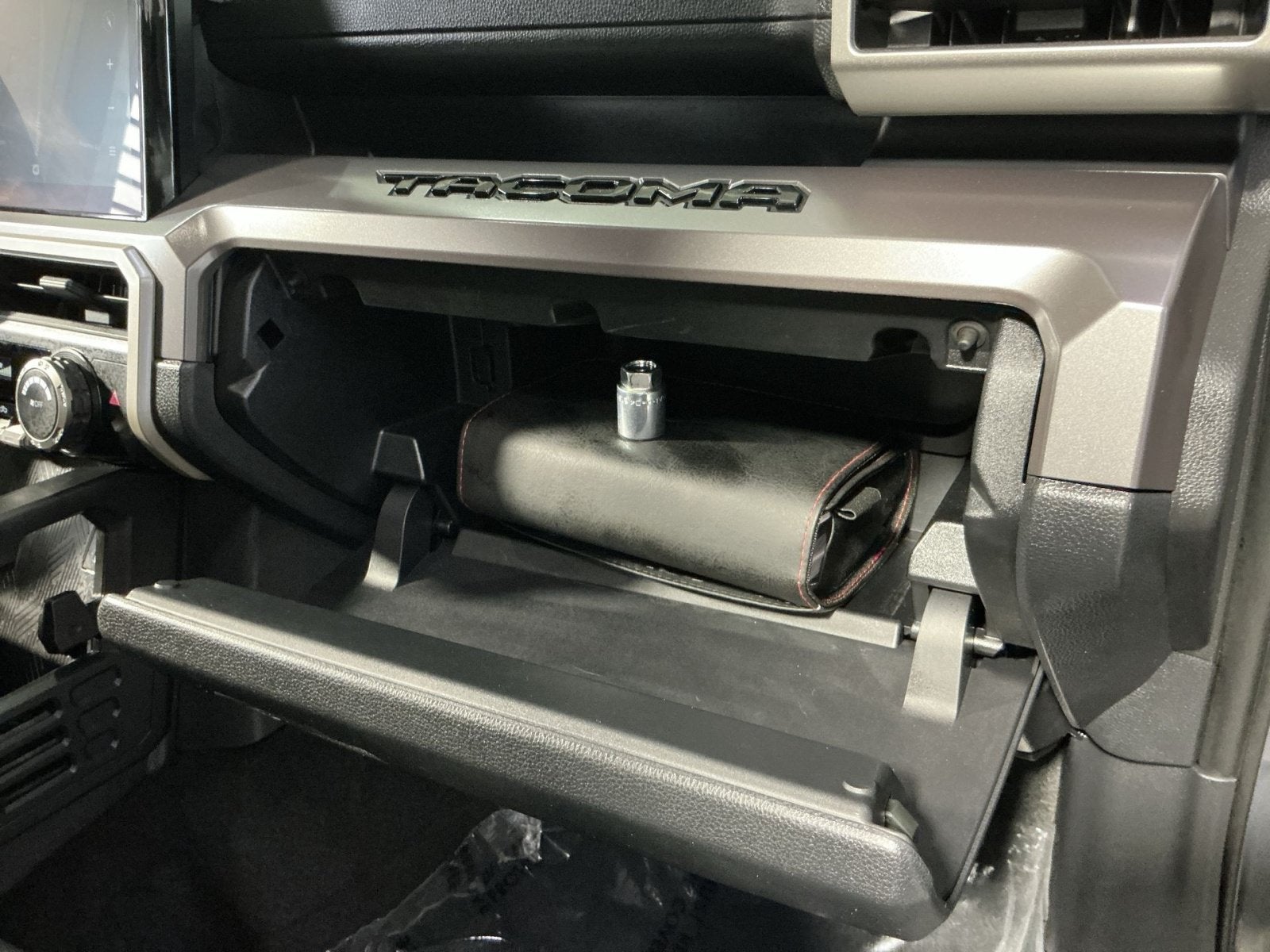 2026 Toyota Tacoma 4WD SR5