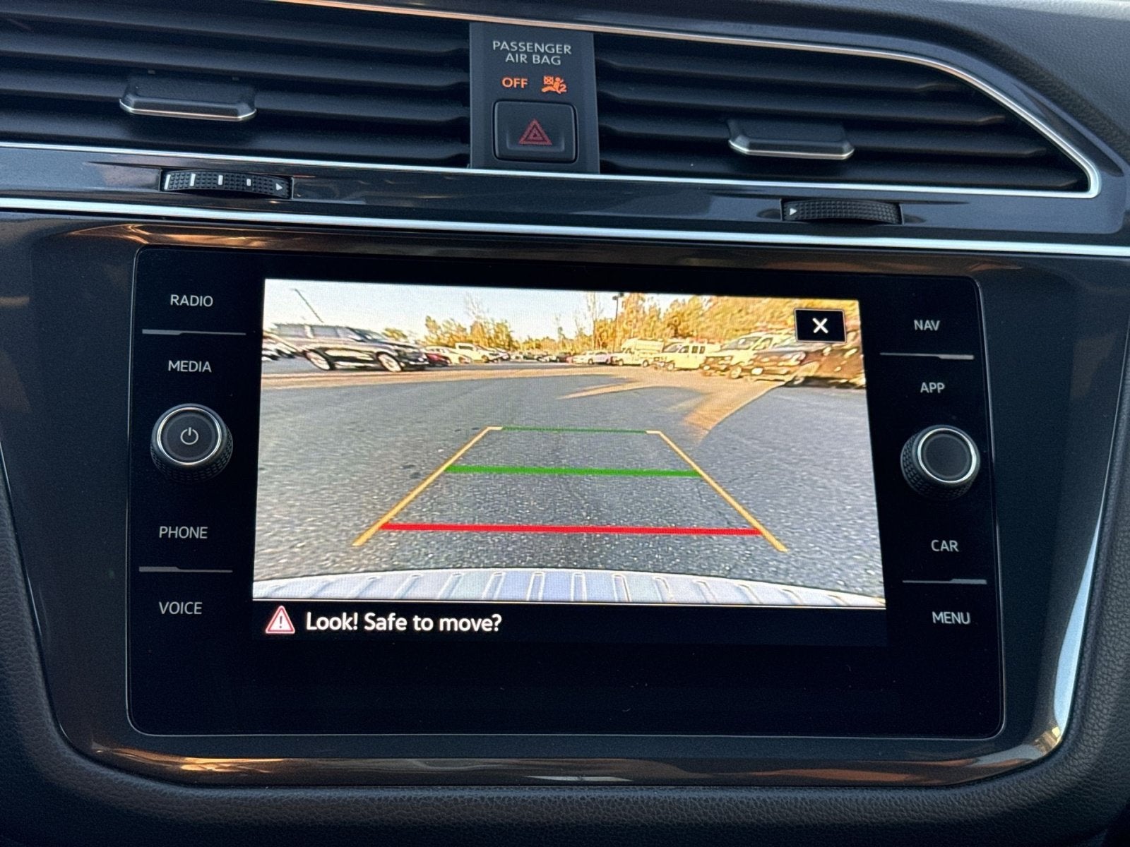 2024 Volkswagen Tiguan SEL R-Line