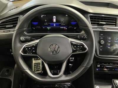 2024 Volkswagen Tiguan SE R-Line Black