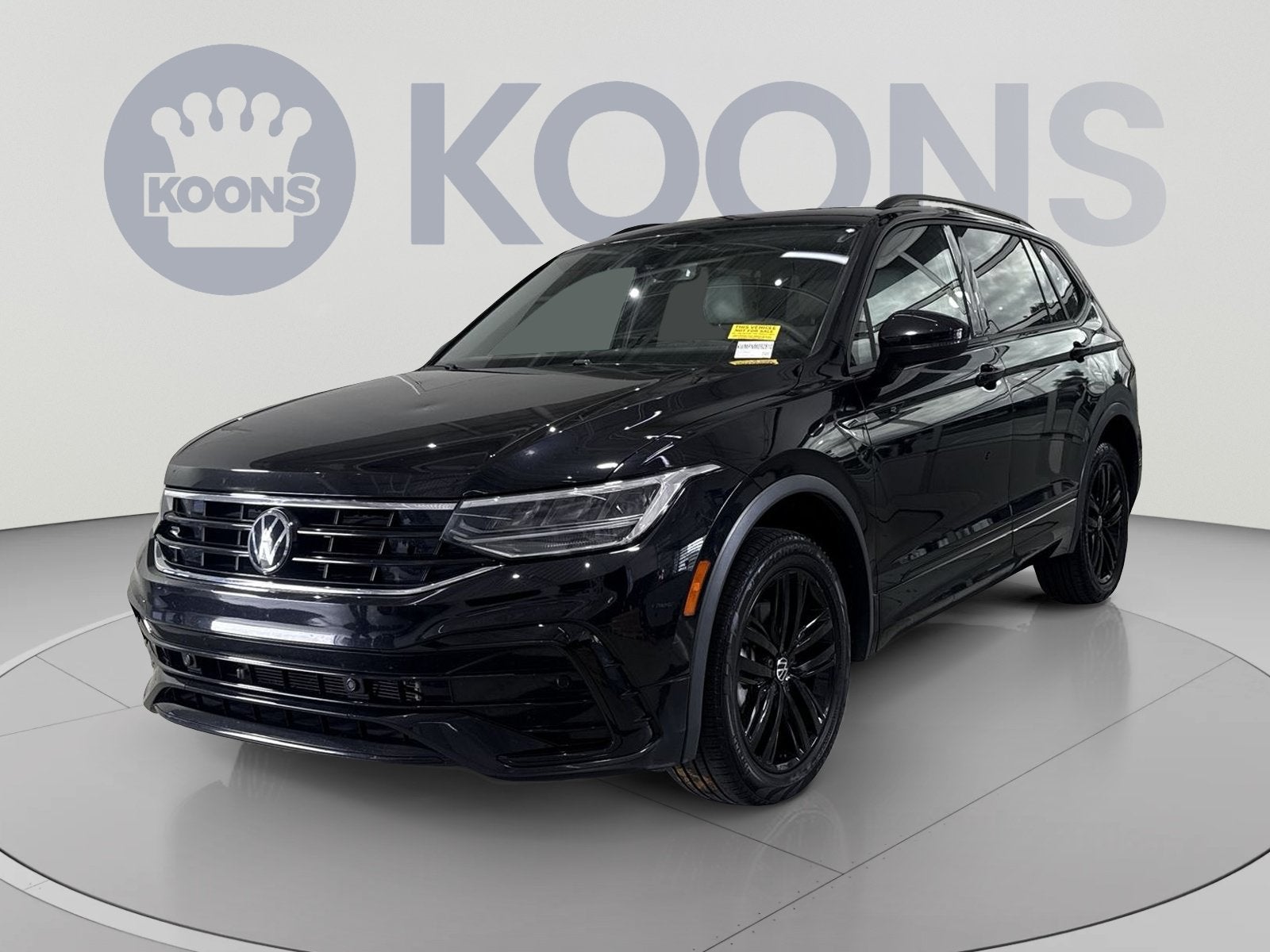2022 Volkswagen Tiguan SE R-Line Black