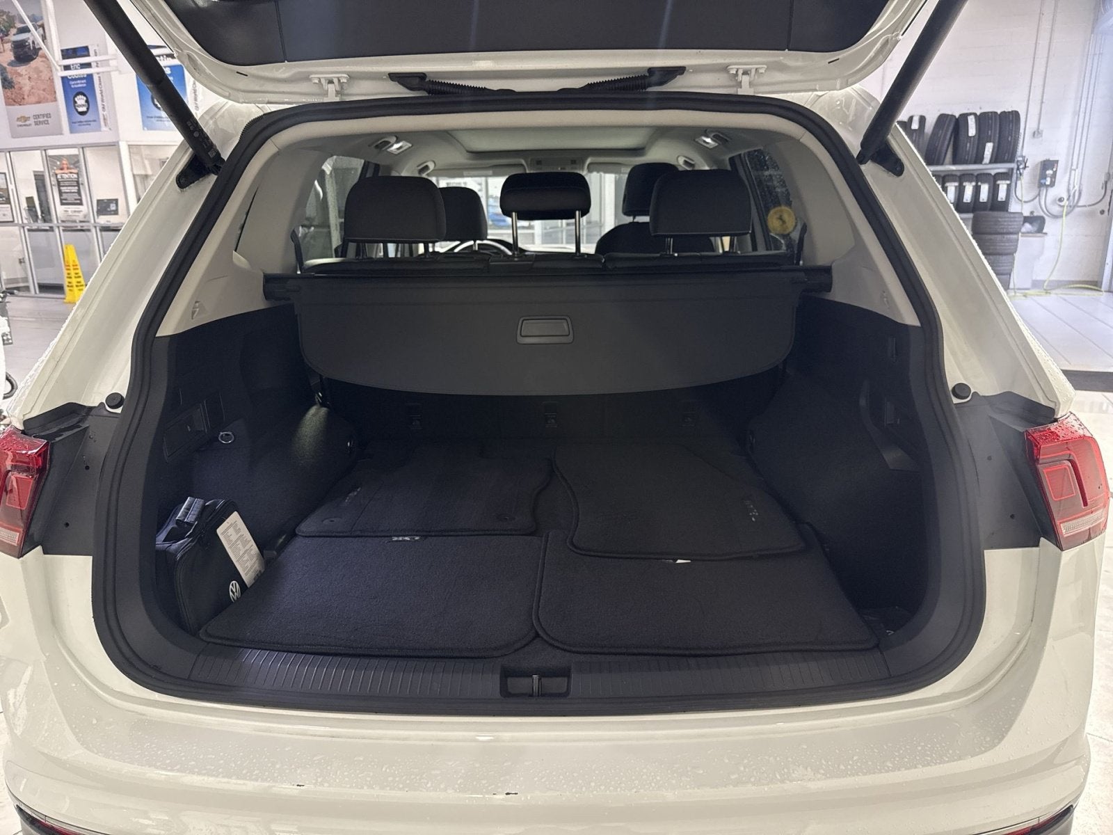 2024 Volkswagen Tiguan SE
