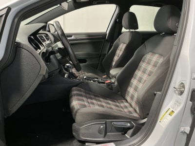 2018 Volkswagen Golf GTI S