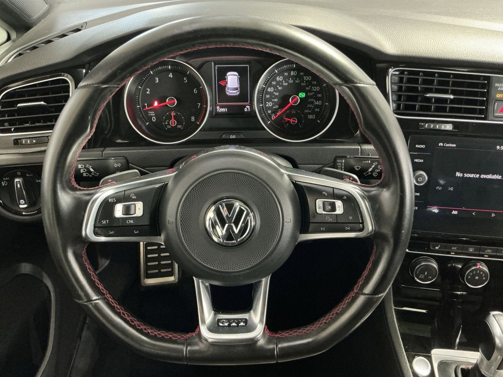 2018 Volkswagen Golf GTI S