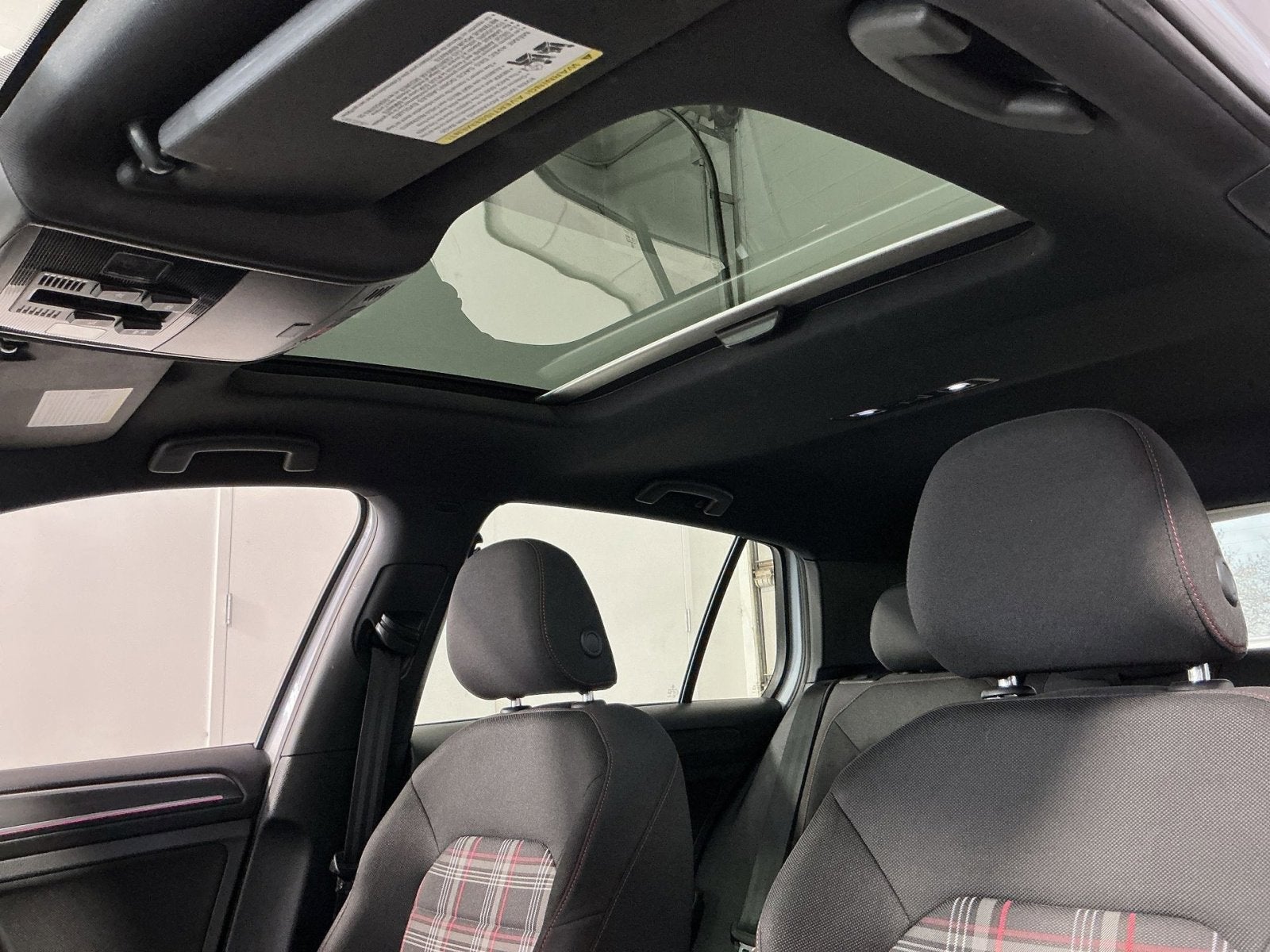 2018 Volkswagen Golf GTI S