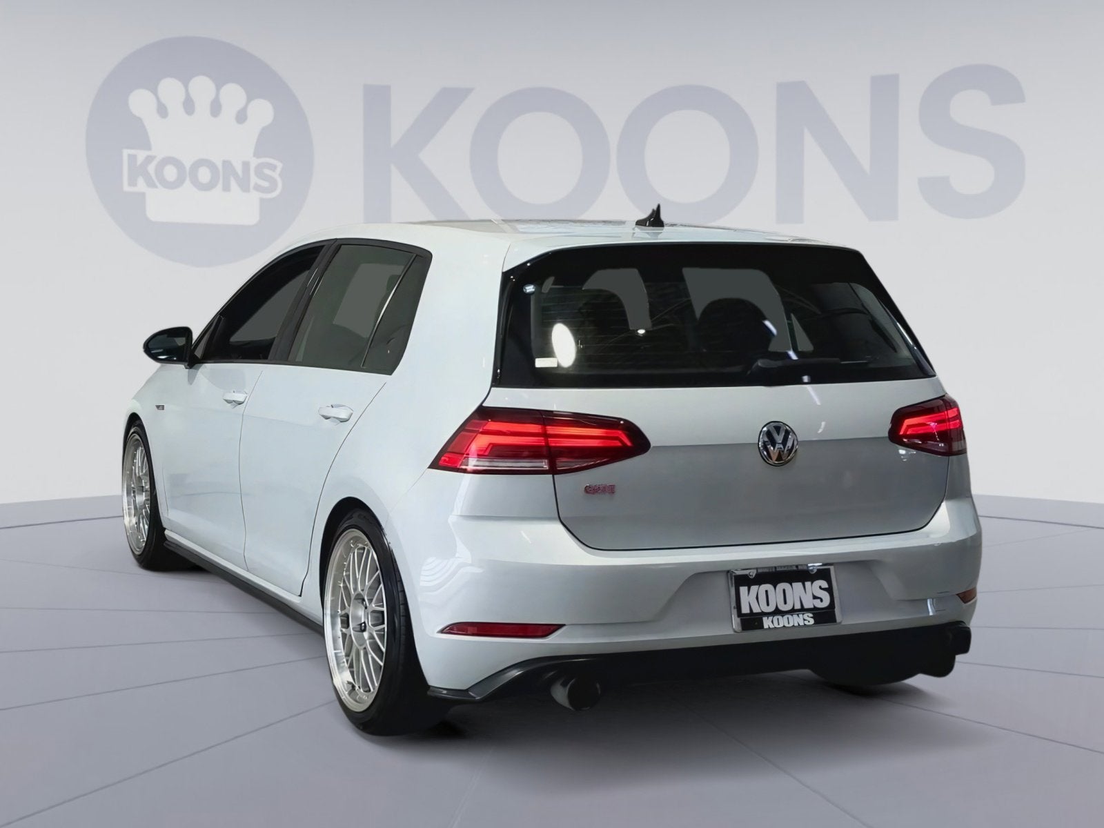 2018 Volkswagen Golf GTI S