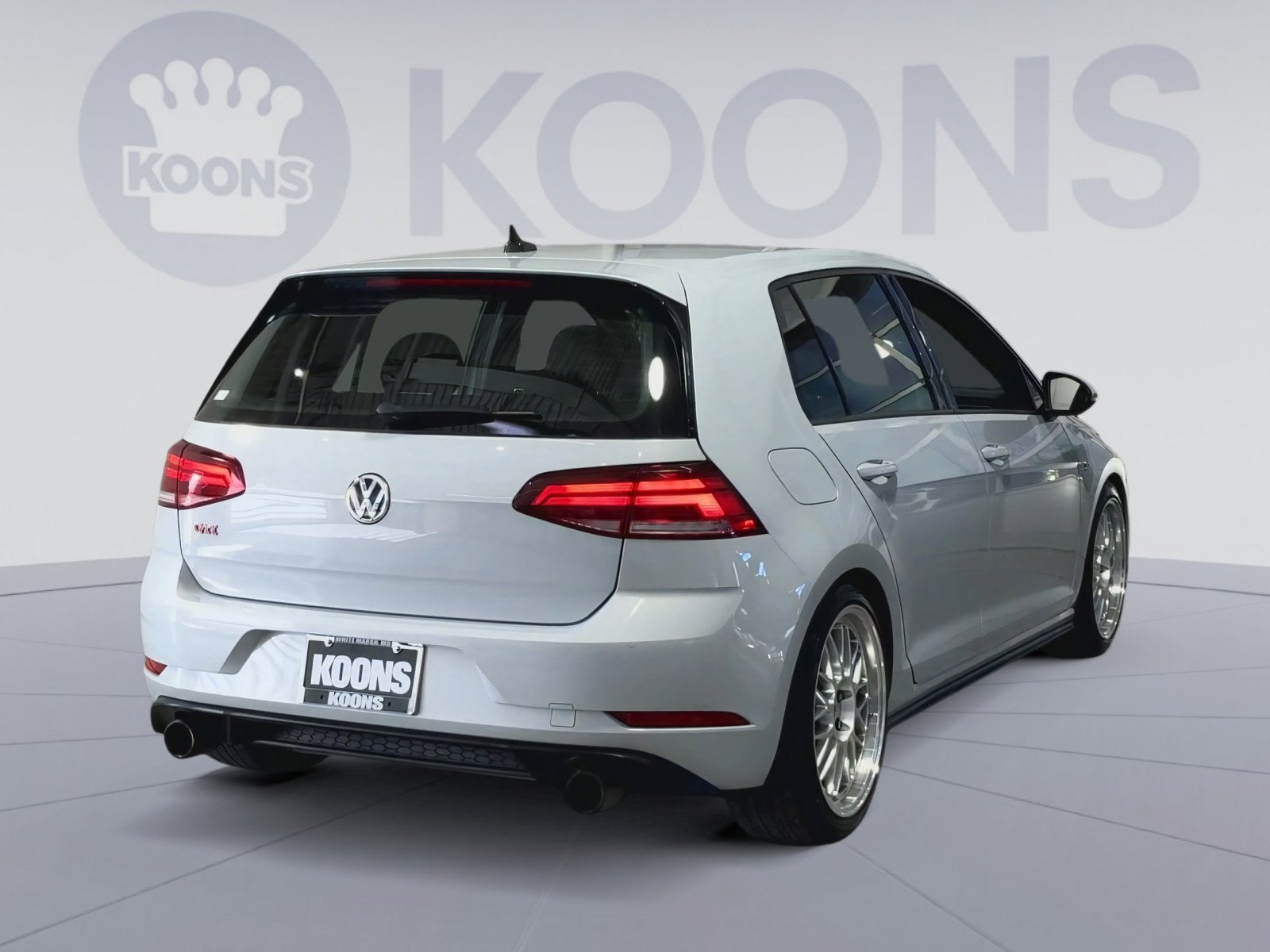 2018 Volkswagen Golf GTI S