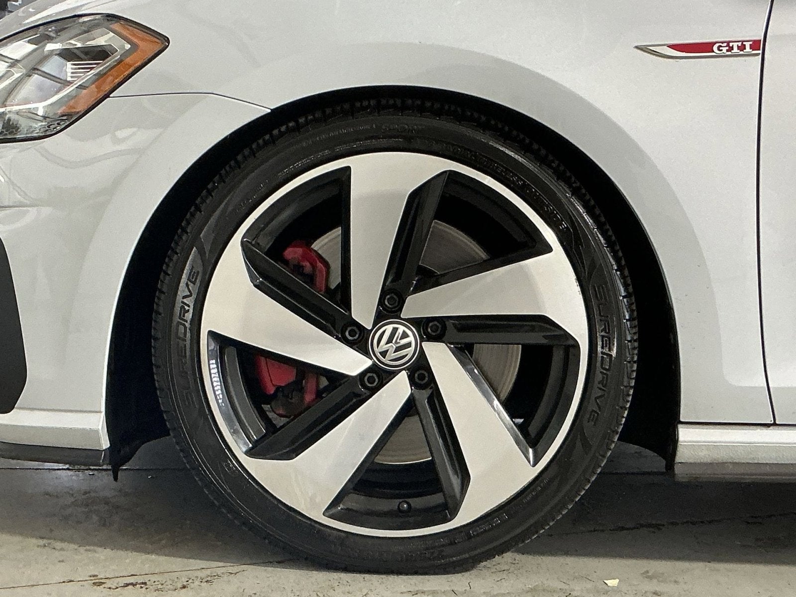 2019 Volkswagen Golf GTI S