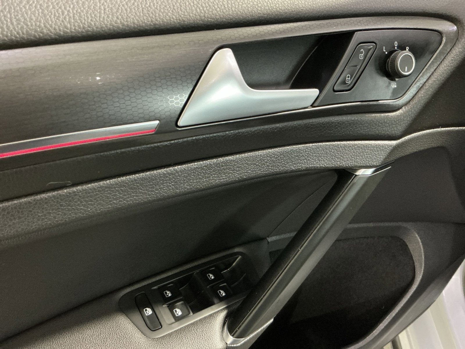2019 Volkswagen Golf GTI S